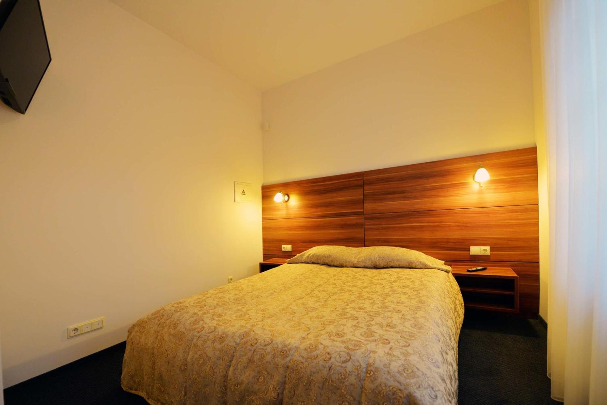Guest House & Villa Astoma Palanga Habitación foto